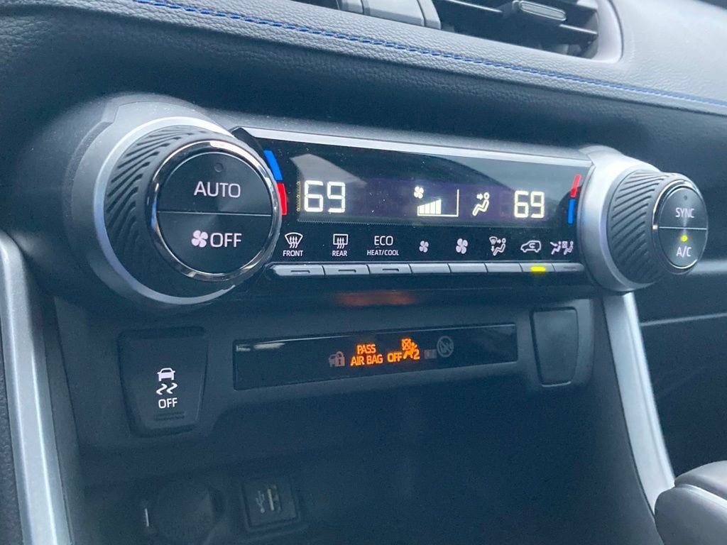 2024 Toyota RAV4 Hybrid SE San Antonio TX