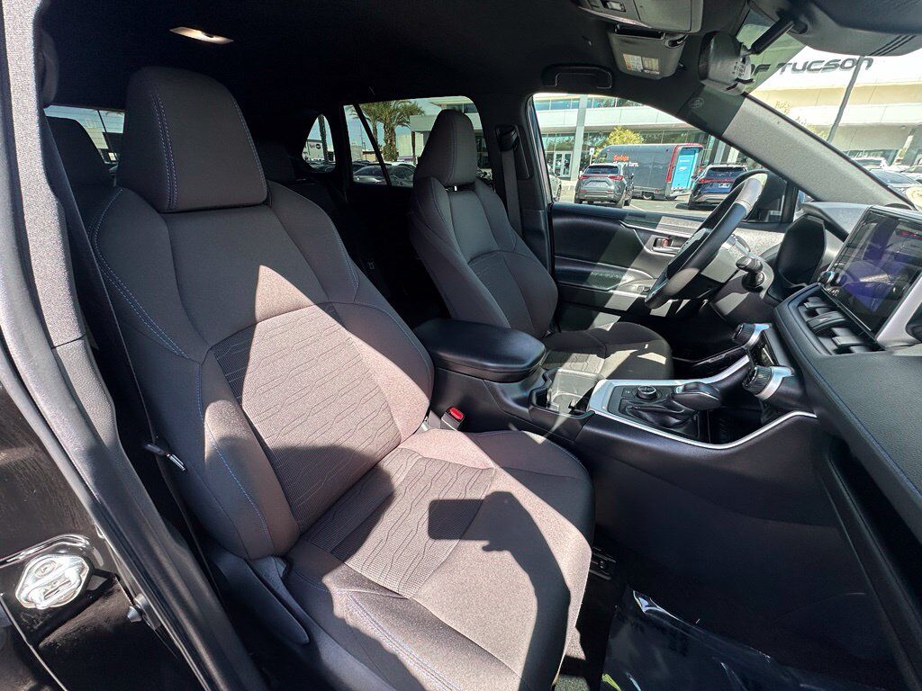 2024 Toyota RAV4 Hybrid SE Tucson AZ