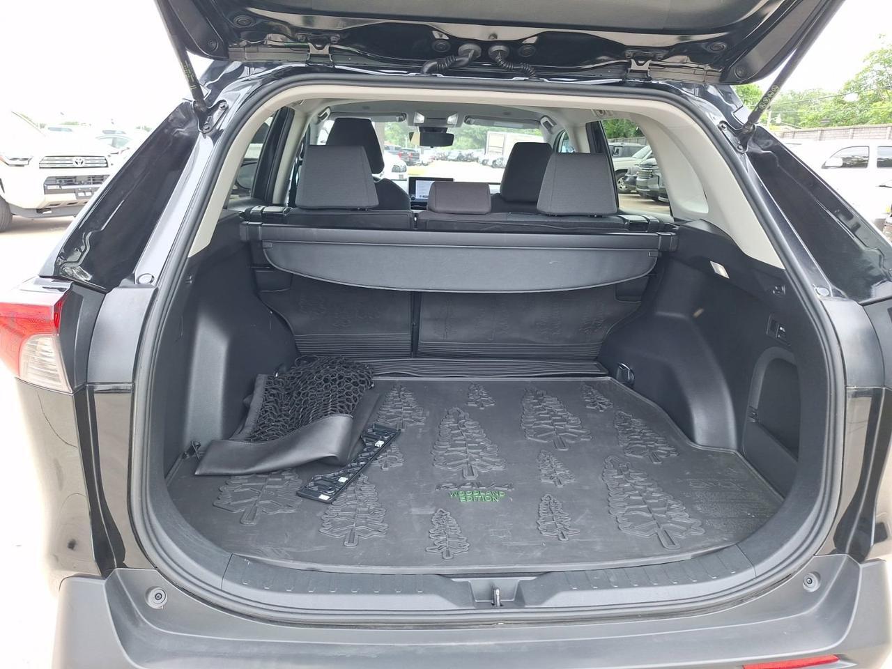 2024 Toyota RAV4 Hybrid Woodland Hurst TX