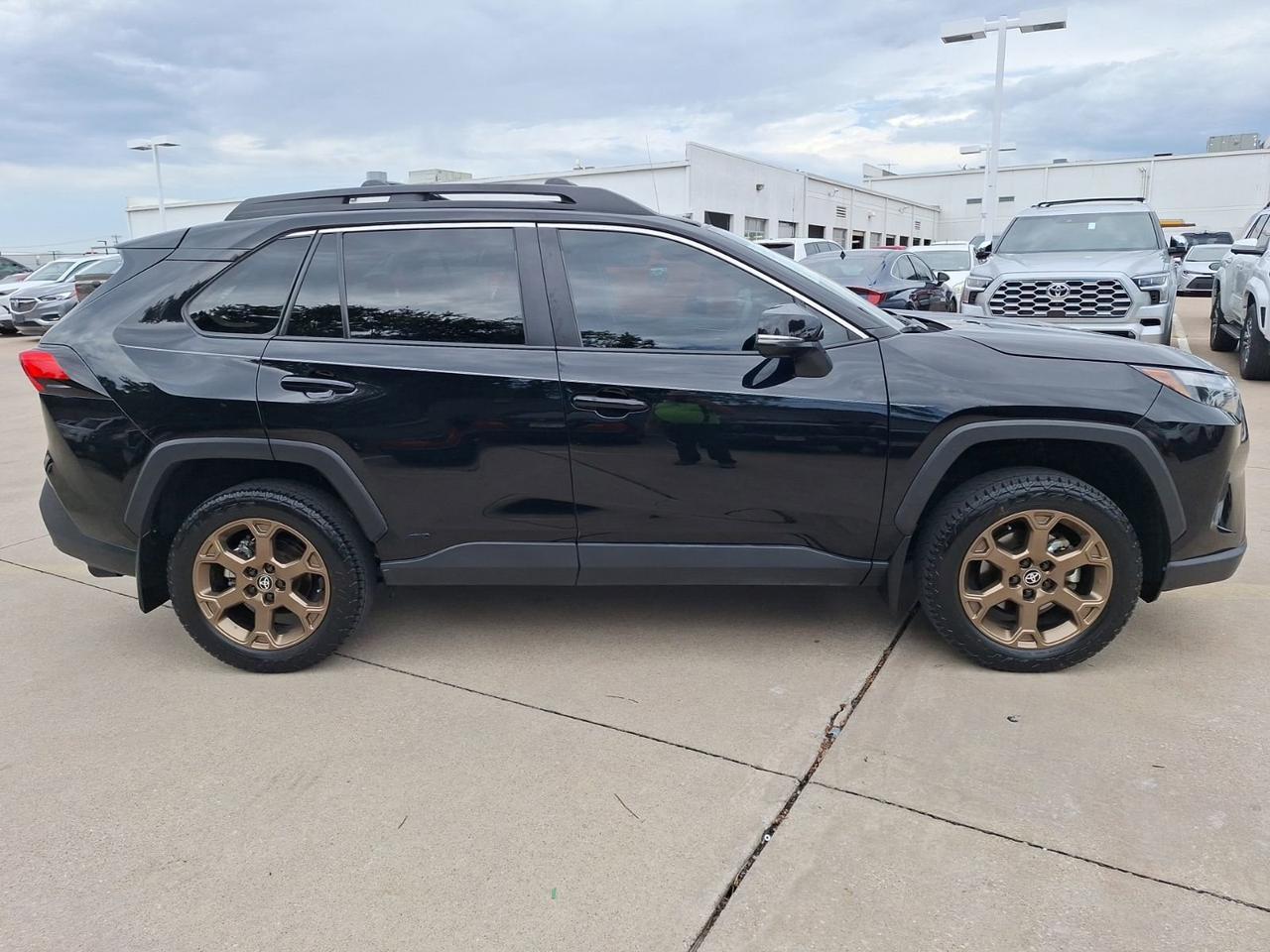 2024 Toyota RAV4 Hybrid Woodland Hurst TX