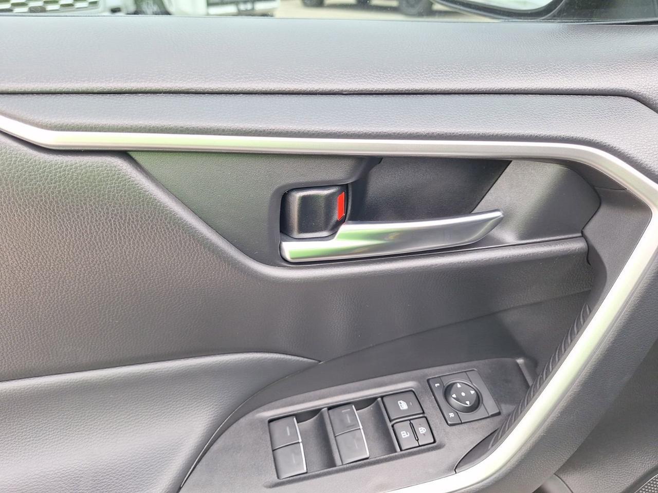2024 Toyota RAV4 Hybrid Woodland Hurst TX