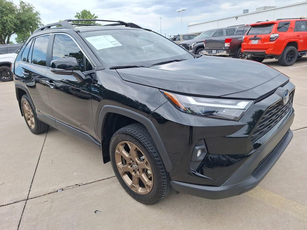 2024 Toyota RAV4 Hybrid Woodland Hurst TX