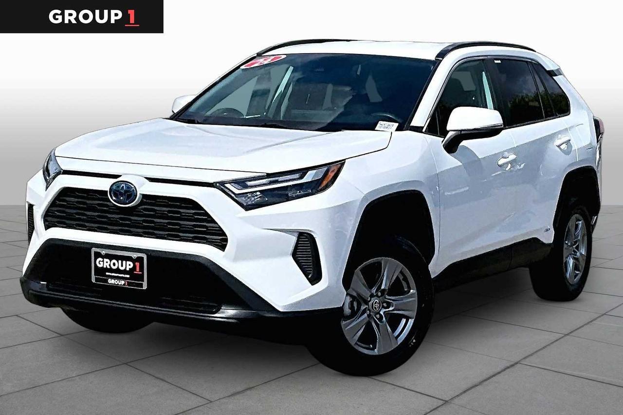 2024 Toyota RAV4 Hybrid XLE