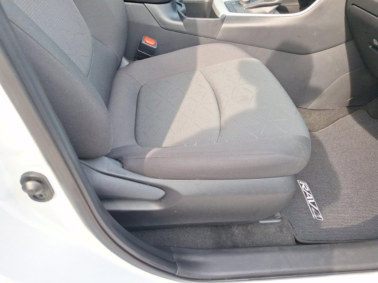 2024 Toyota RAV4 Hybrid XLE Hurst TX