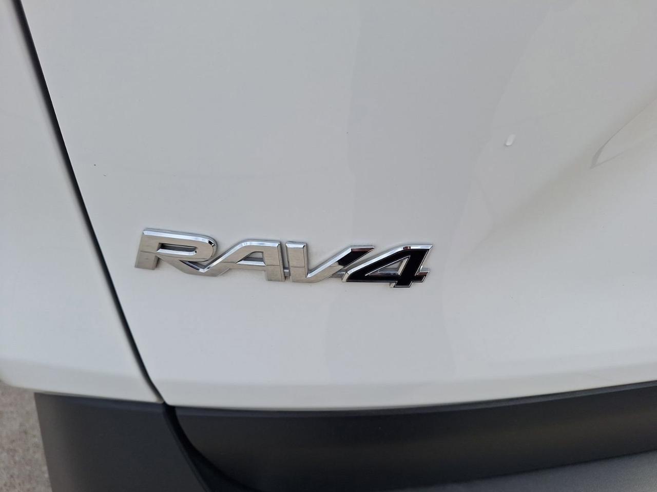 2024 Toyota RAV4 Hybrid XLE Hurst TX