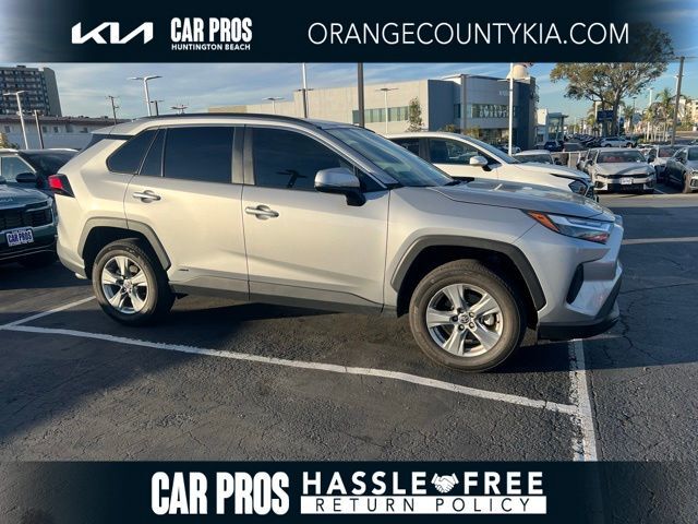 2024 Toyota RAV4 Hybrid XLE