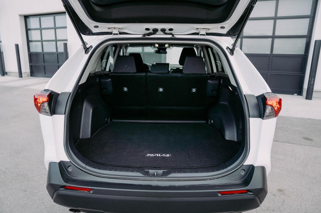 2024 Toyota RAV4 Hybrid XLE Lehi UT