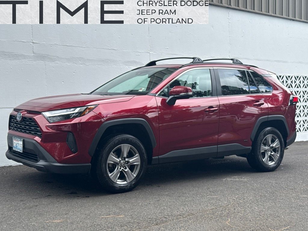 2024 Toyota RAV4 Hybrid XLE