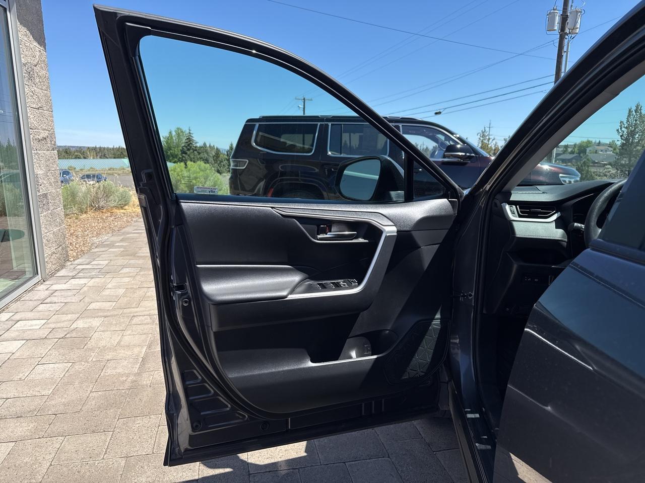 2024 Toyota RAV4 Hybrid XLE Bend OR