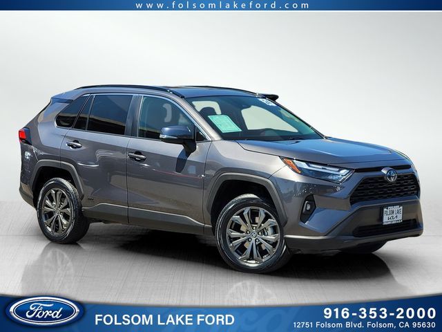 2024 Toyota RAV4 Hybrid XLE Premium