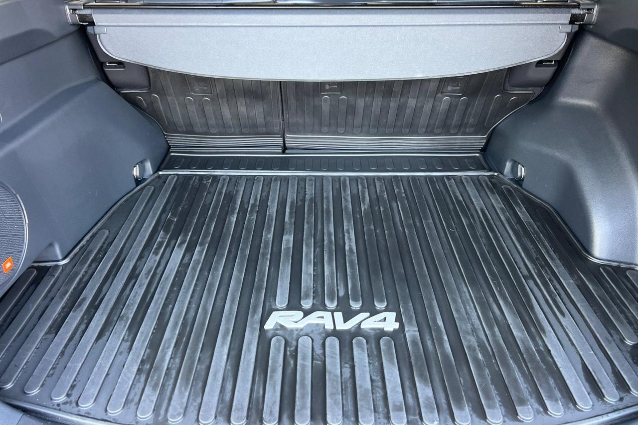 2024 Toyota RAV4 Hybrid XLE Premium Roseville CA
