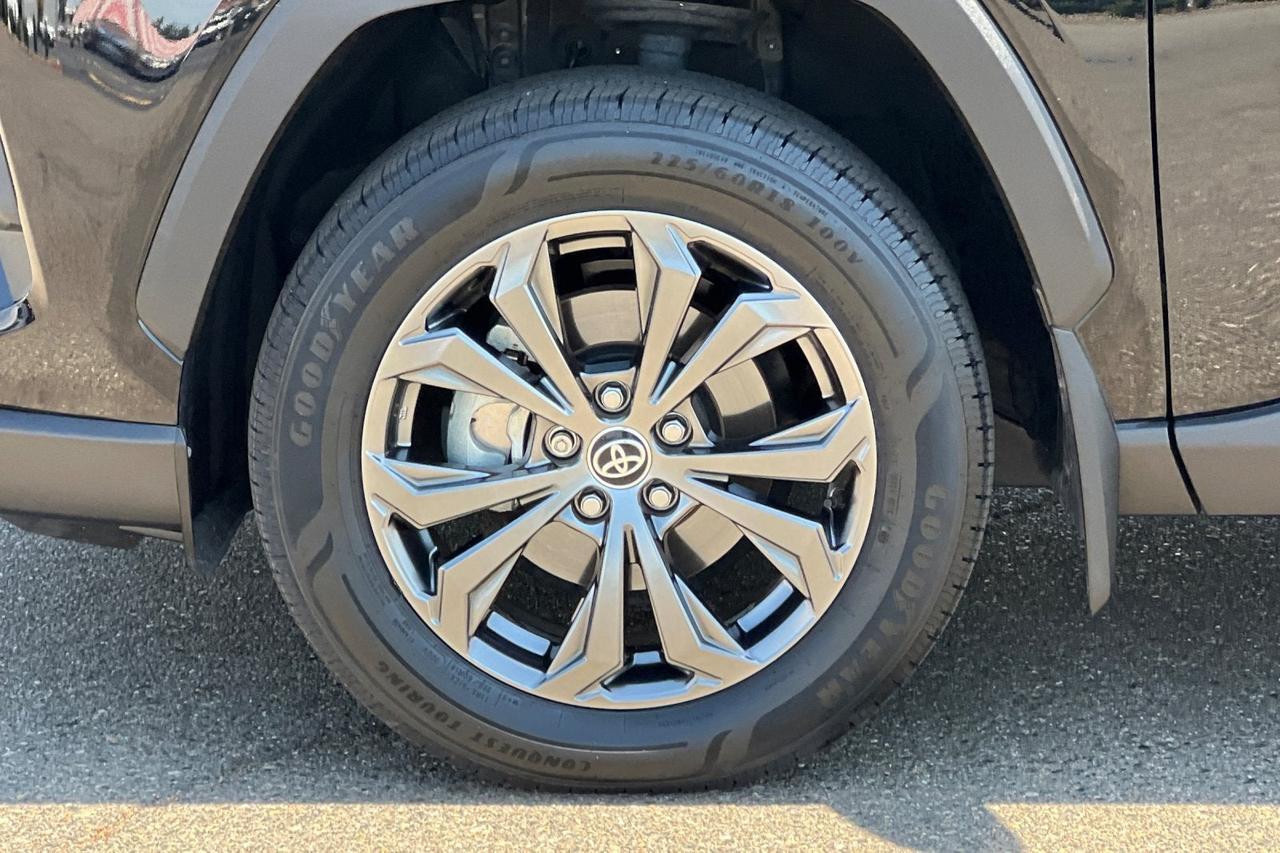 2024 Toyota RAV4 Hybrid XLE Premium Roseville CA