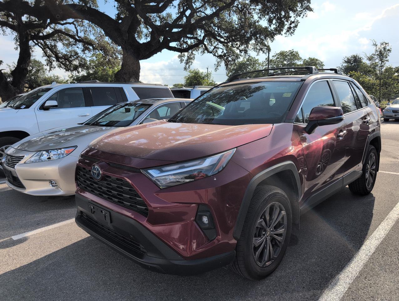 2024 Toyota RAV4 Hybrid XLE Premium