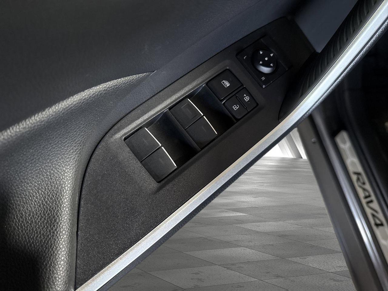 2024 Toyota RAV4 Hybrid XLE Premium San Antonio TX