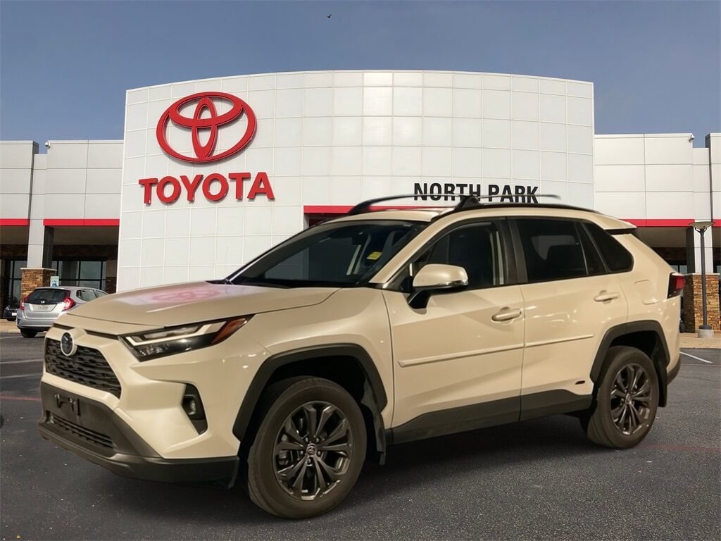 2024 Toyota RAV4 Hybrid XLE Premium