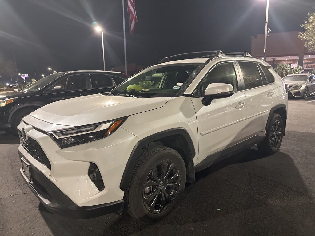 2024 Toyota RAV4 Hybrid XLE Premium