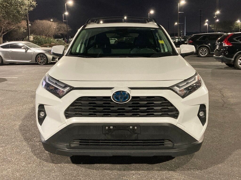 2024 Toyota RAV4 Hybrid XLE Premium