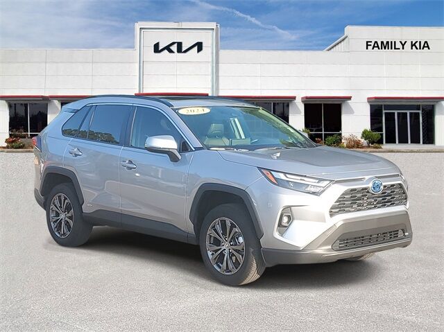 2024 Toyota RAV4 Hybrid XLE Premium