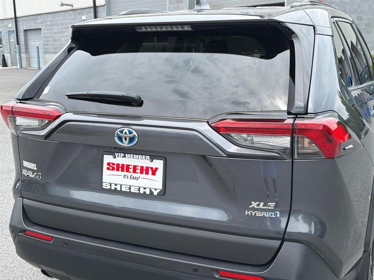 2024 Toyota RAV4 Hybrid XLE Premium Hagerstown MD