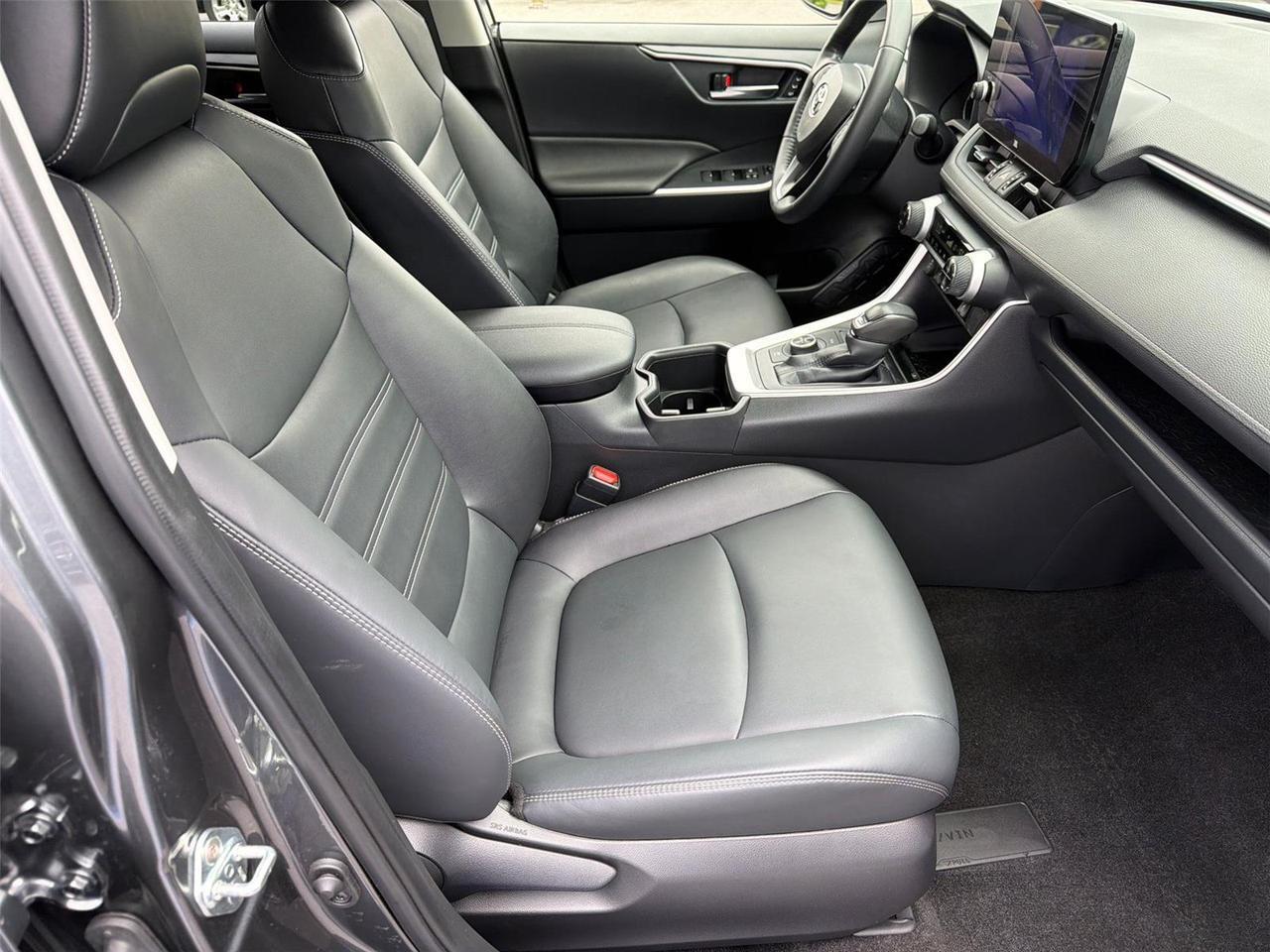 2024 Toyota RAV4 Hybrid XLE Premium Hagerstown MD