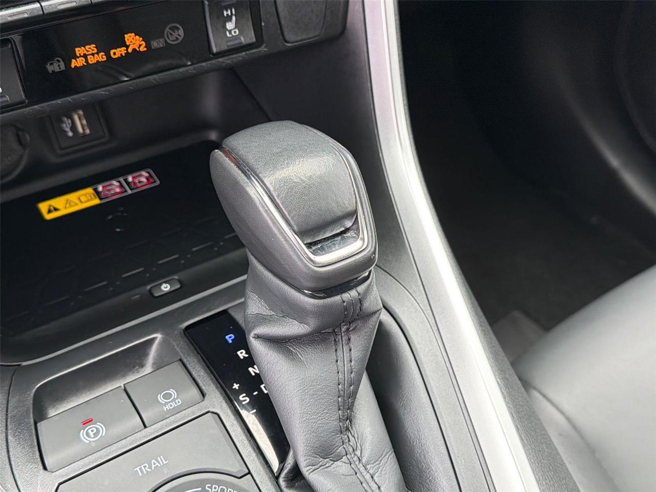 2024 Toyota RAV4 Hybrid XLE Premium Hagerstown MD