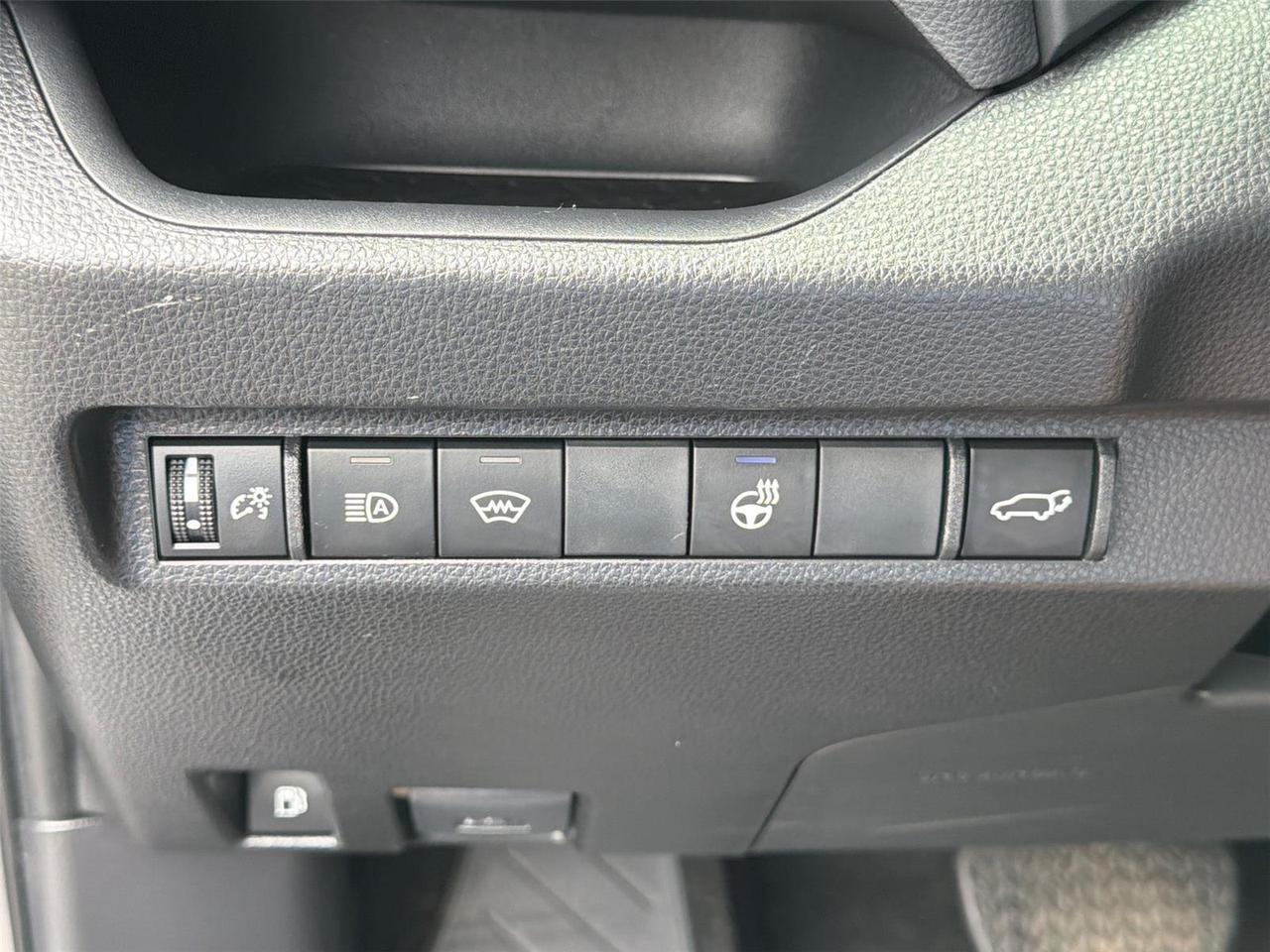 2024 Toyota RAV4 Hybrid XLE Premium Hagerstown MD