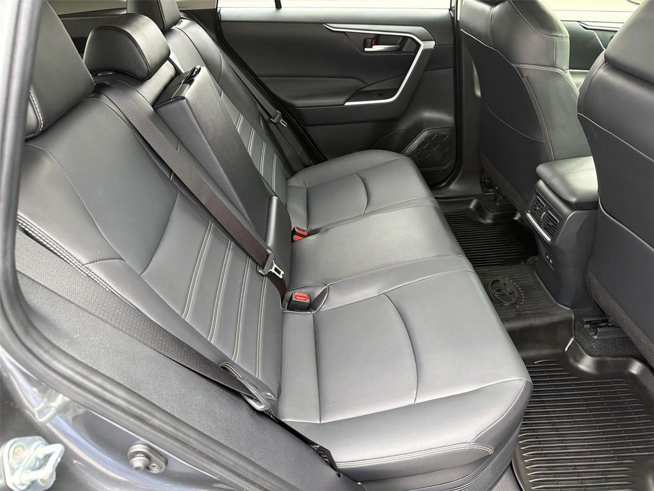 2024 Toyota RAV4 Hybrid XLE Premium Hagerstown MD