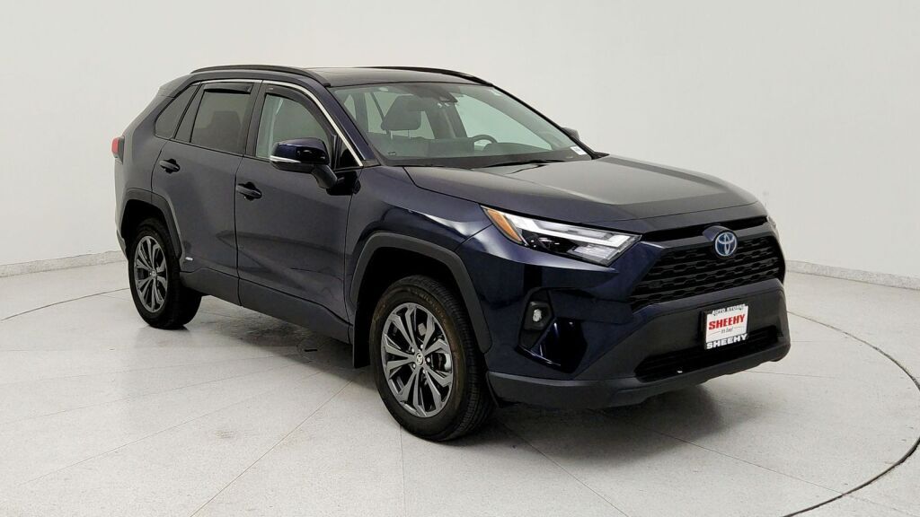 2024 Toyota RAV4 Hybrid XLE Premium
