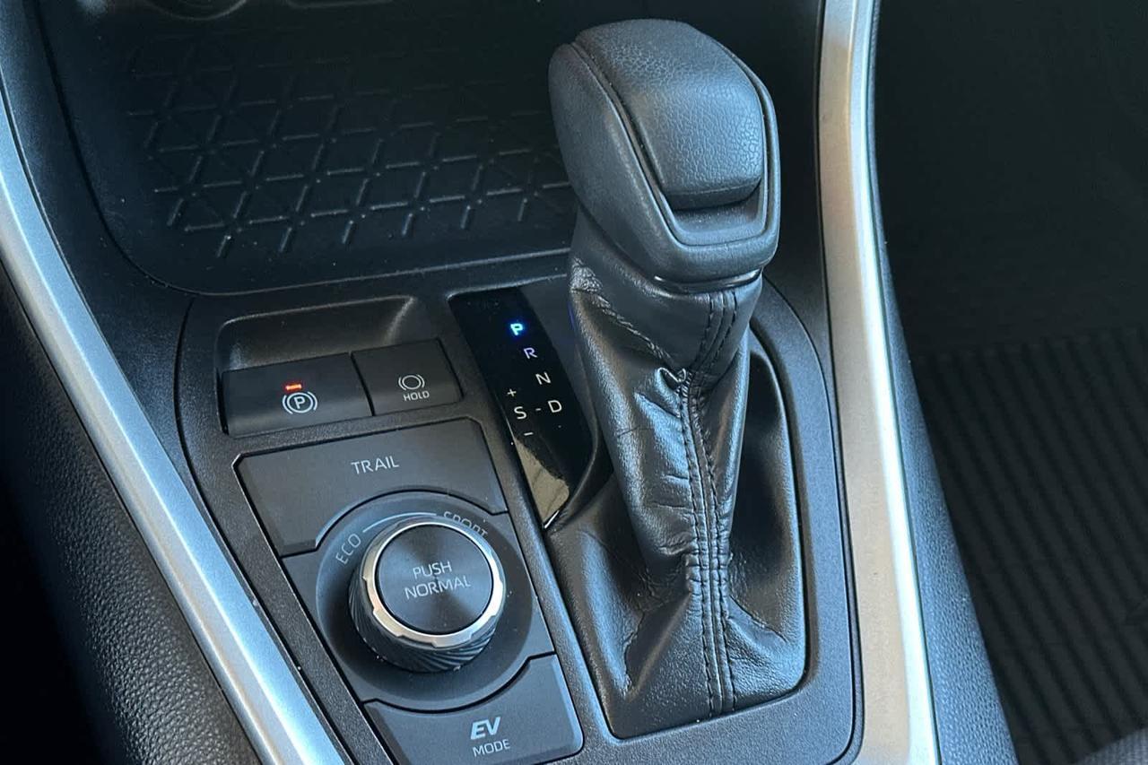 2024 Toyota RAV4 Hybrid XLE Roseville CA