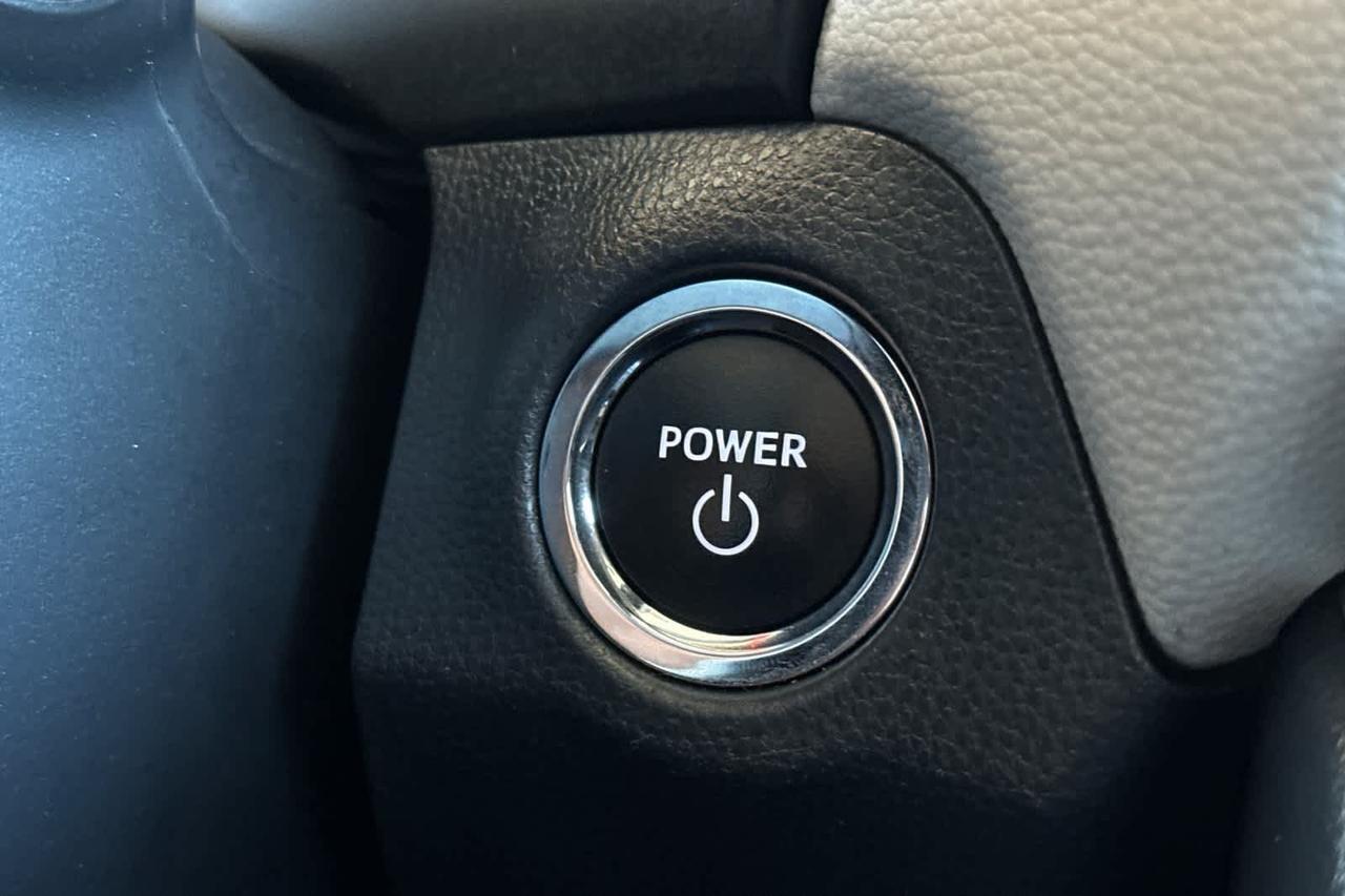 2024 Toyota RAV4 Hybrid XLE Roseville CA
