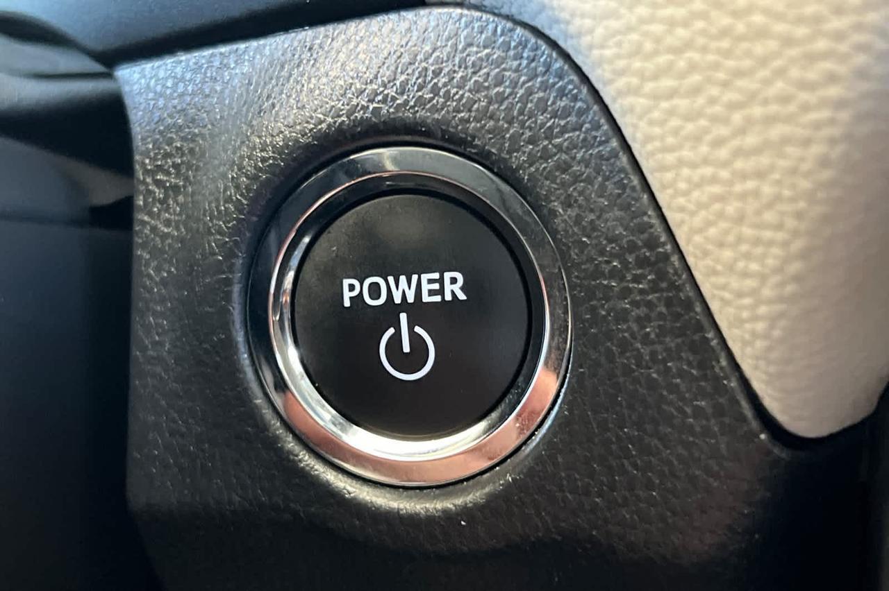 2024 Toyota RAV4 Hybrid XLE Roseville CA