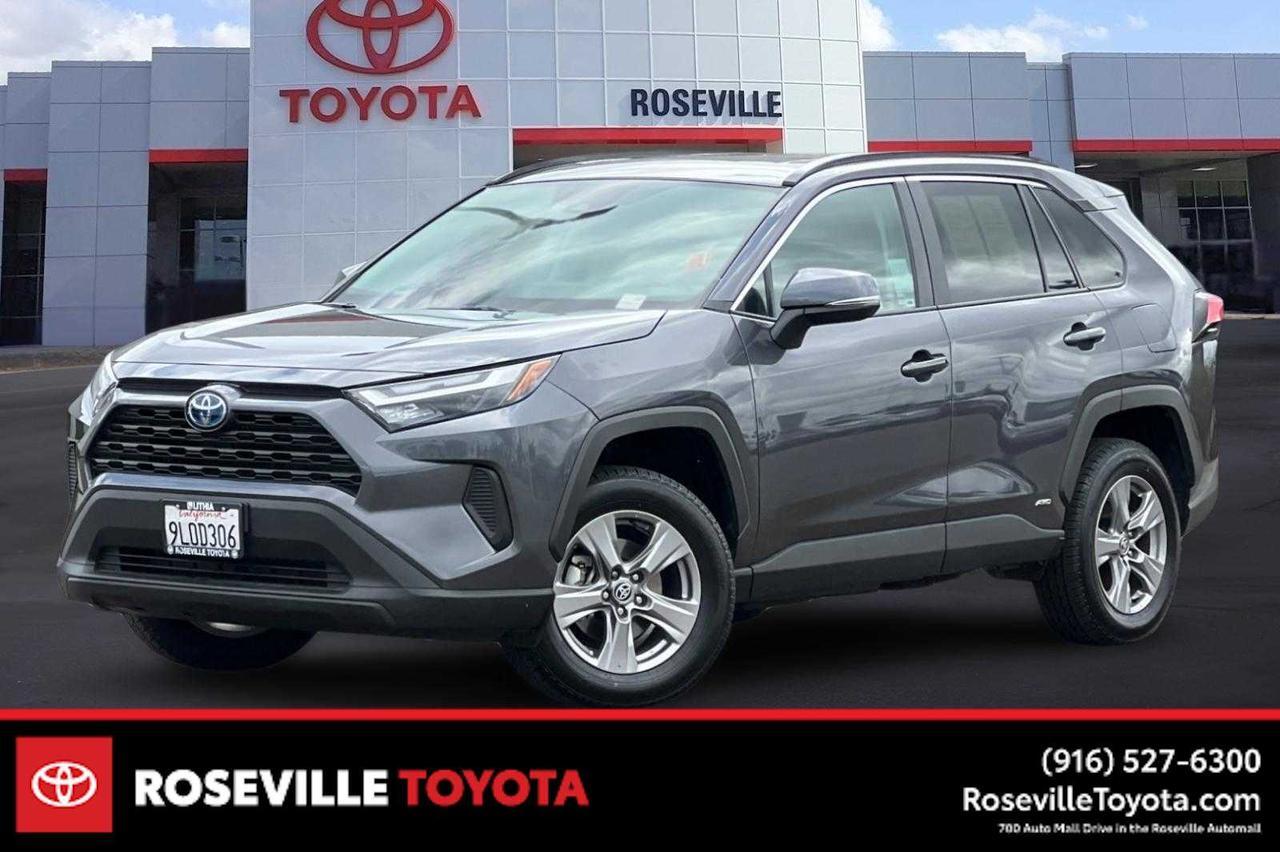 2024 Toyota RAV4 Hybrid XLE