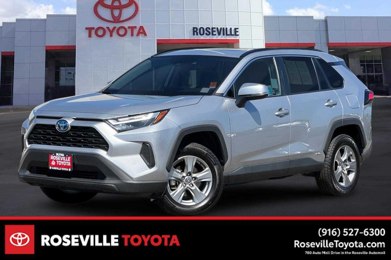 2024 Toyota RAV4 Hybrid XLE