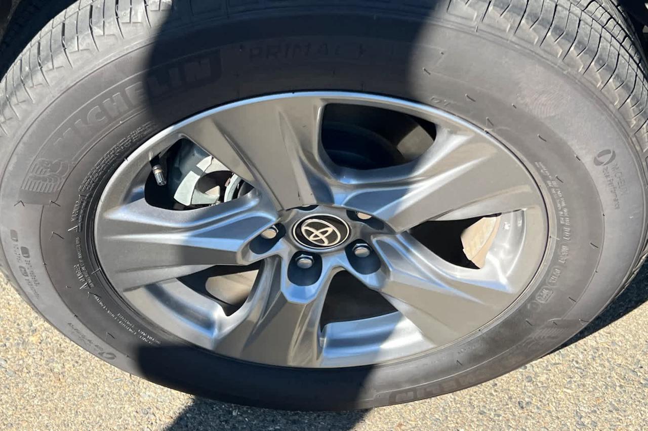 2024 Toyota RAV4 Hybrid XLE Roseville CA