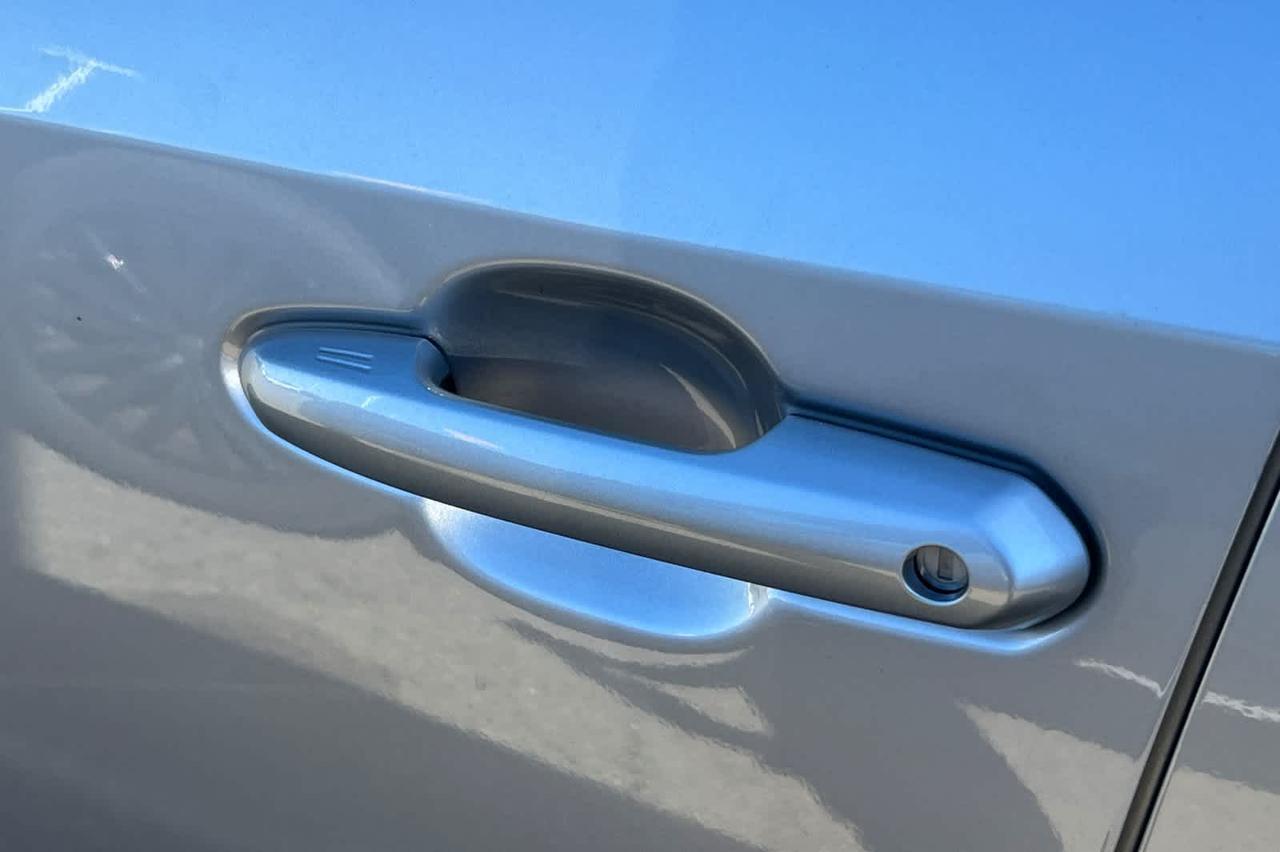 2024 Toyota RAV4 Hybrid XLE Roseville CA