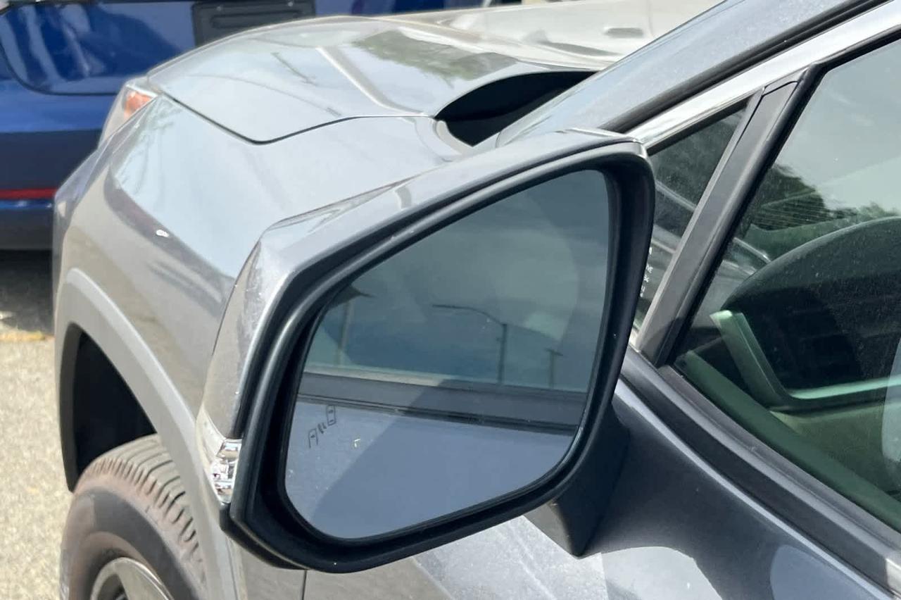 2024 Toyota RAV4 Hybrid XLE Roseville CA