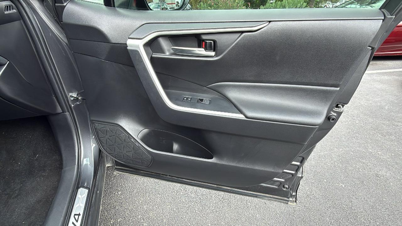 2024 Toyota RAV4 Hybrid XLE San Antonio TX