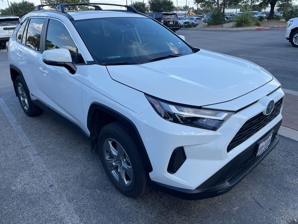 2024 Toyota RAV4 Hybrid XLE