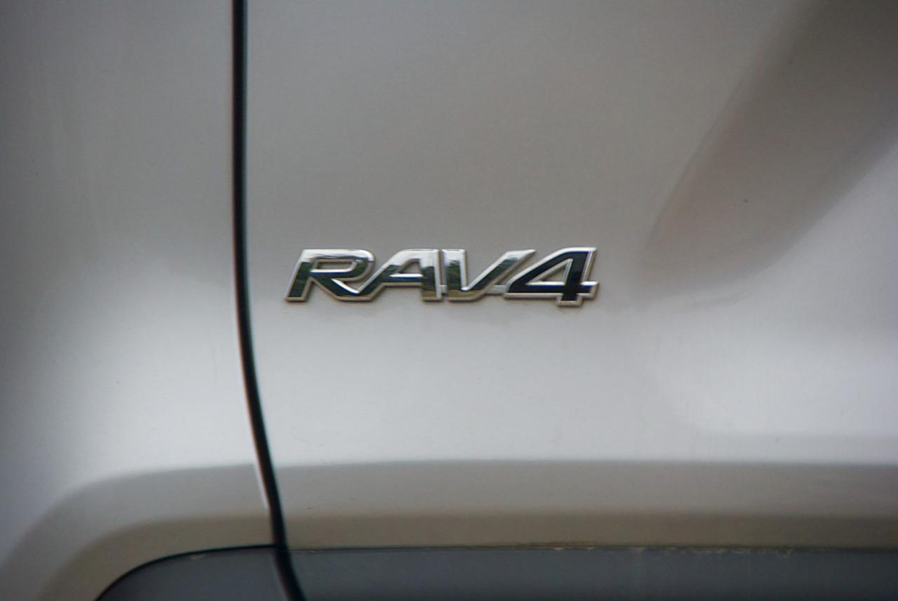 2024 Toyota RAV4 Hybrid XLE Spring Branch TX