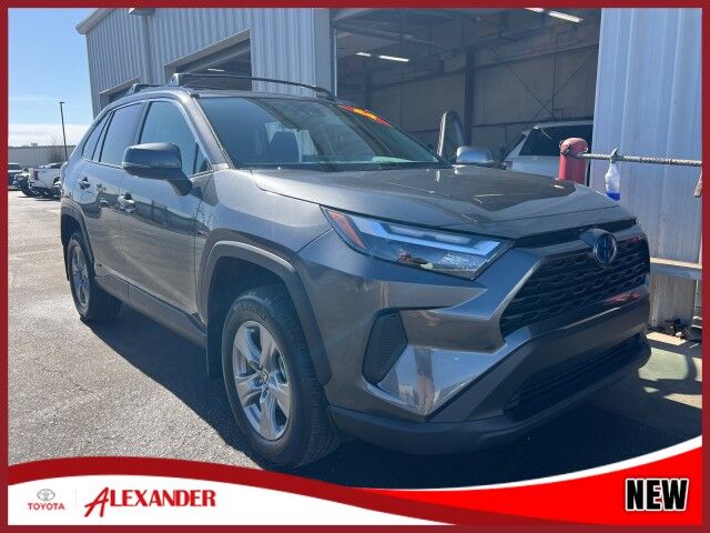 2024 Toyota RAV4 Hybrid XLE