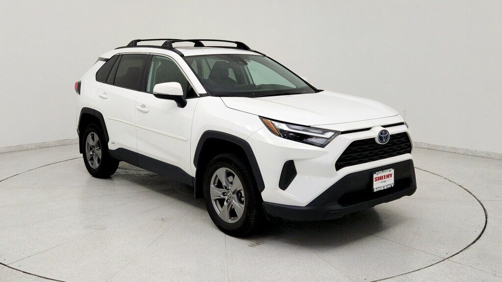 2024 Toyota RAV4 Hybrid XLE