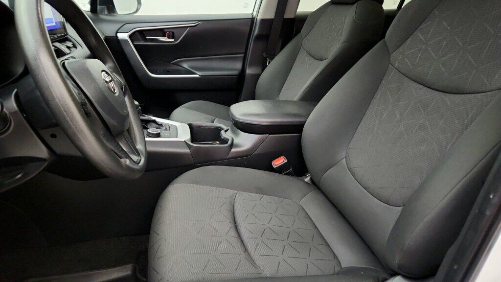 2024 Toyota RAV4 Hybrid XLE Laurel MD