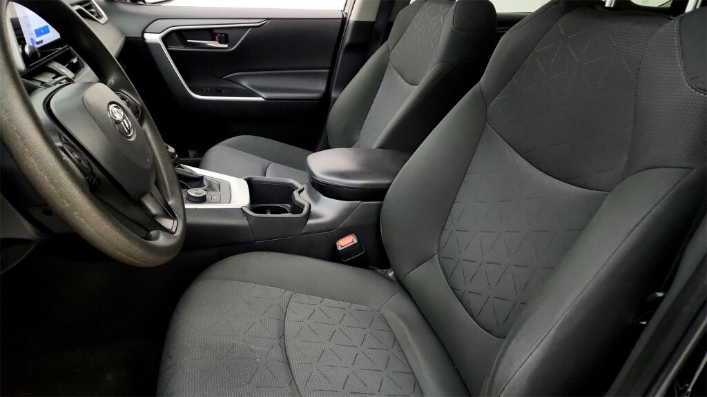 2024 Toyota RAV4 Hybrid XLE Laurel MD