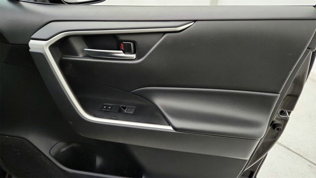 2024 Toyota RAV4 Hybrid XLE Laurel MD