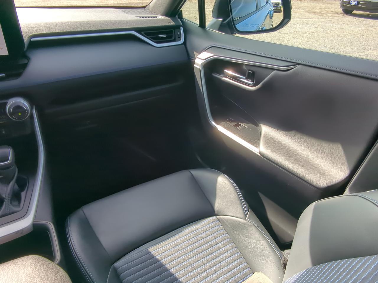 2024 Toyota RAV4 Hybrid XSE Appleton WI
