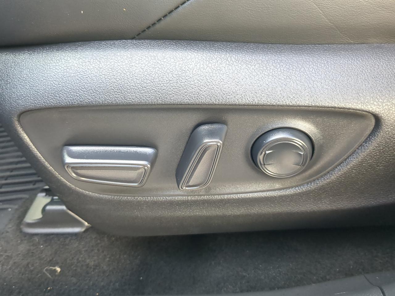 2024 Toyota RAV4 Hybrid XSE Appleton WI