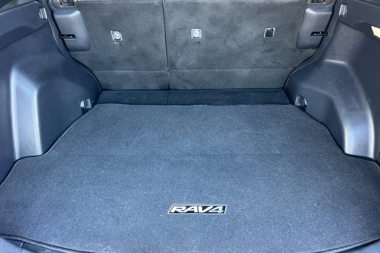 2024 Toyota RAV4 Hybrid XSE Roseville CA