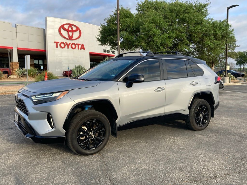 2024 Toyota RAV4 Hybrid XSE