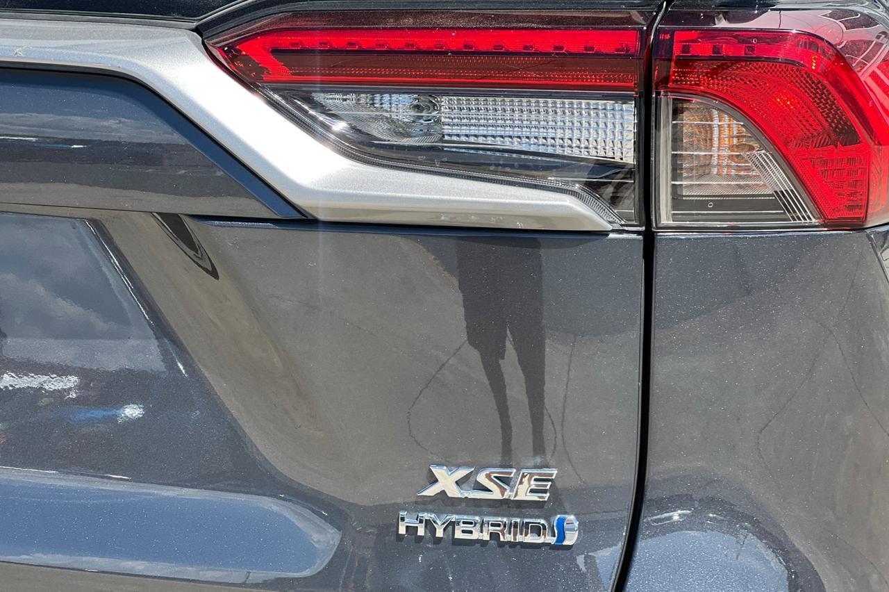 2024 Toyota RAV4 Hybrid XSE Ontario OR