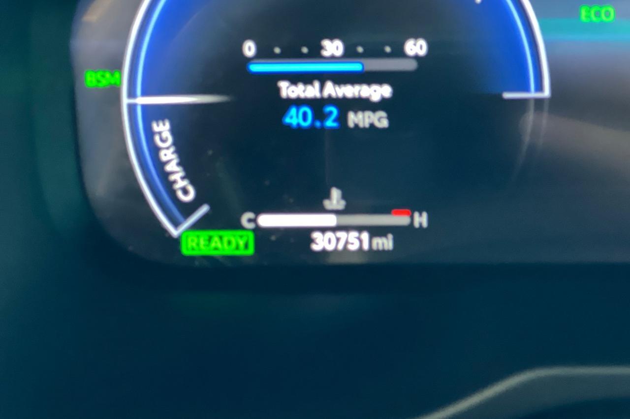 2024 Toyota RAV4 Hybrid XSE Ontario OR